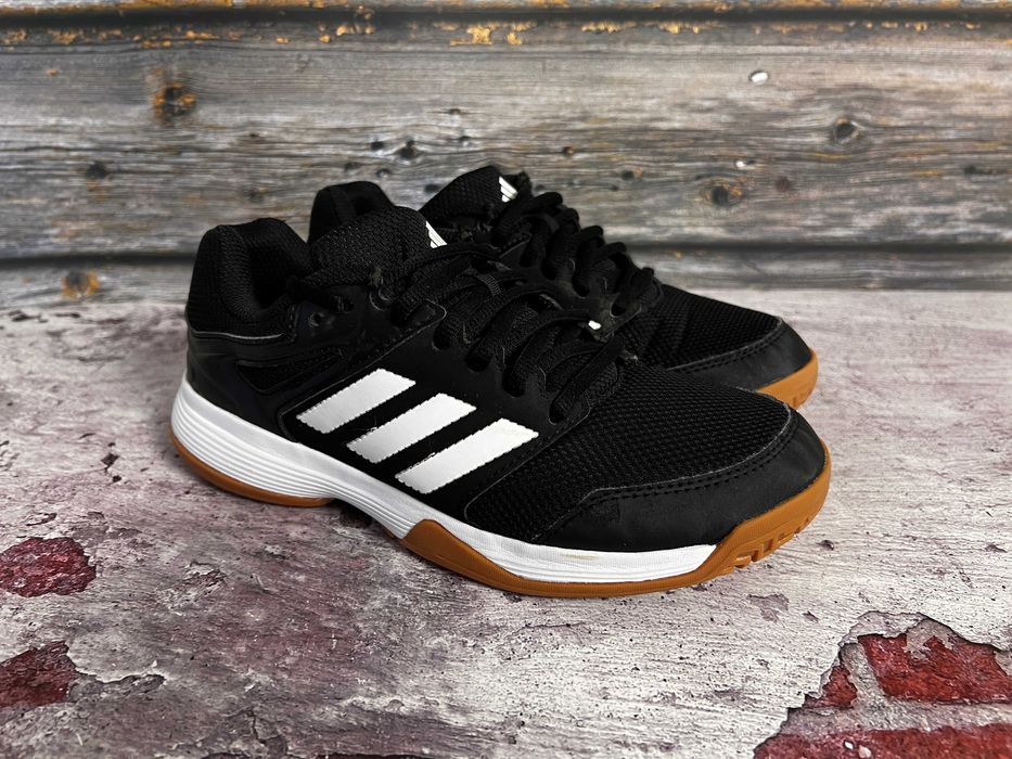 кросівки Adidas Speedcourt Indoor оригінал