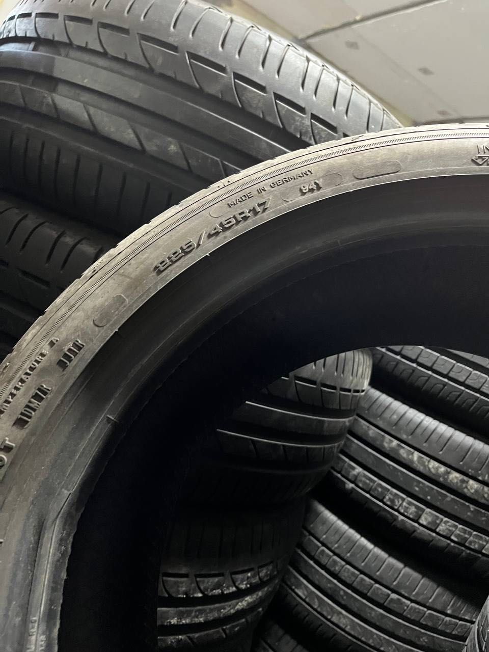 Пара 225/45/17 Goodyear 22 рік