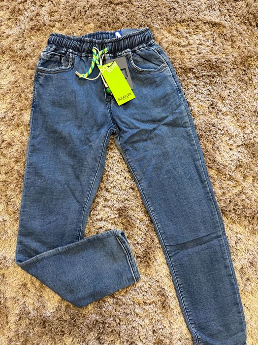 Nowe spodnie chłopięce