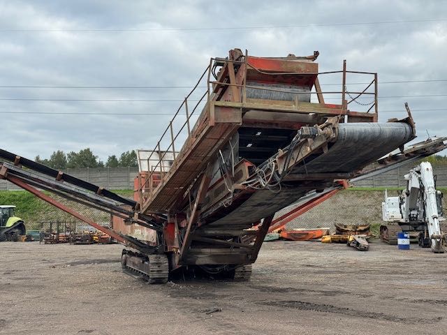 Terex Finlay 693 SUPERTRAK duży przesiewacz kruszywa 40 ton