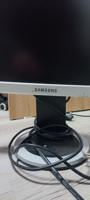 Монитор самсунг.