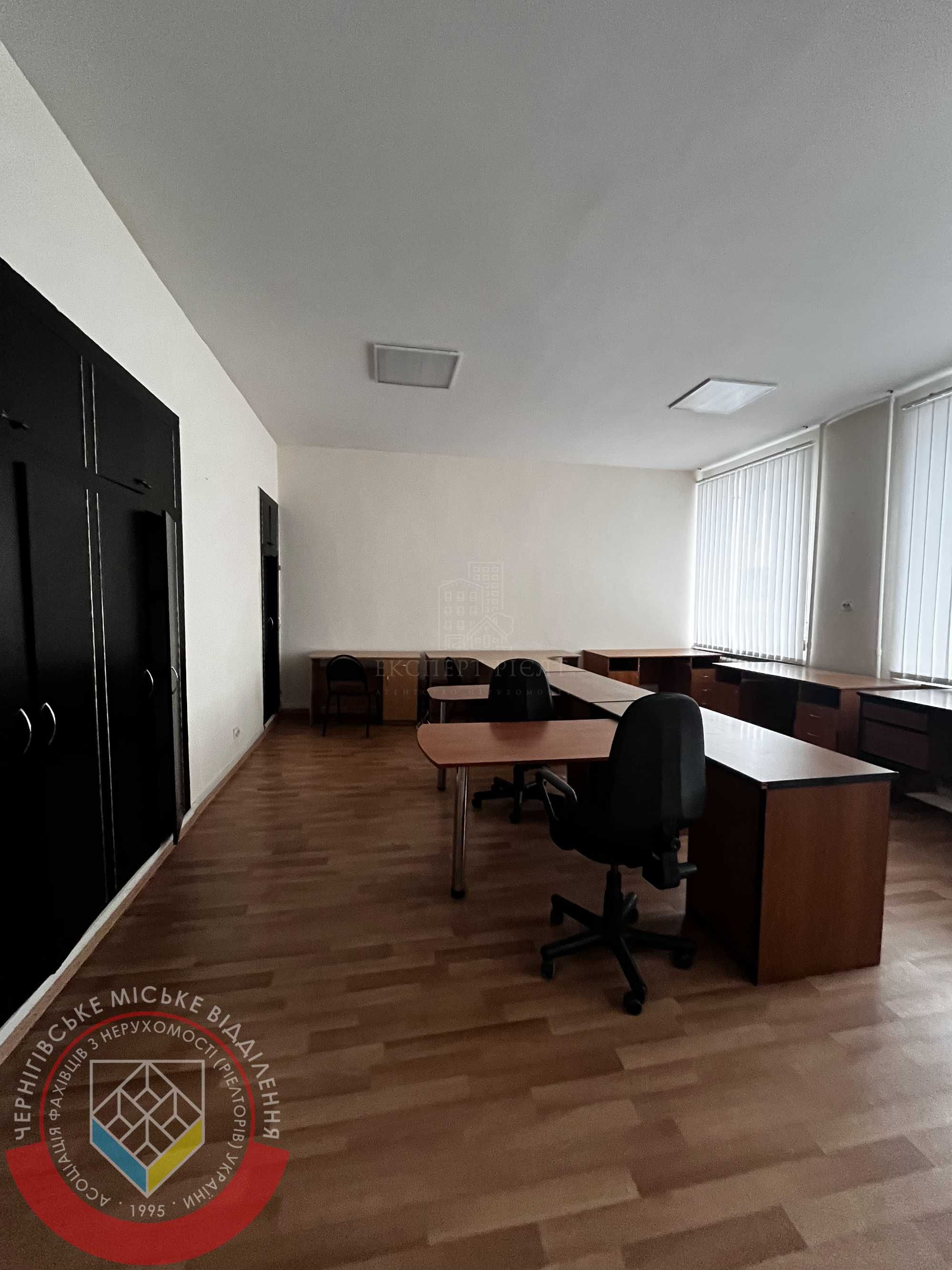 RLT D01 Оренда офісних приміщень, вул. В. Тарновського, Центр