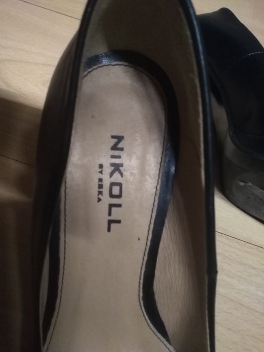 Buty skórzane Nikoll