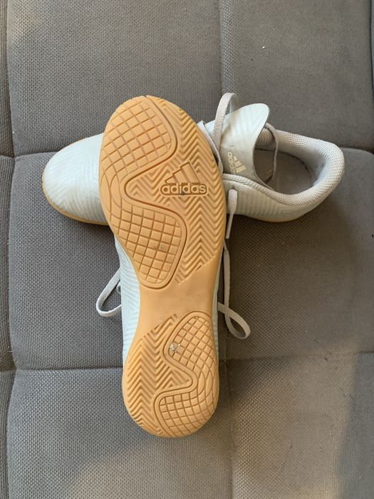 Halówki adidas rozmiar 36