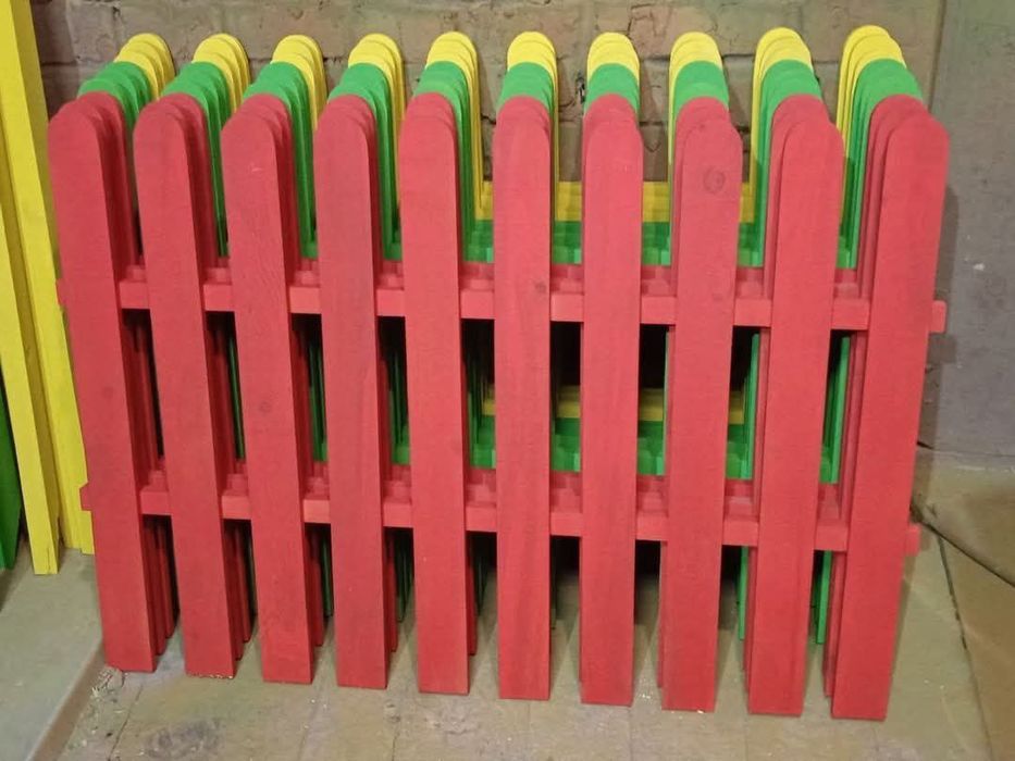 Паркан декоративний фарбований