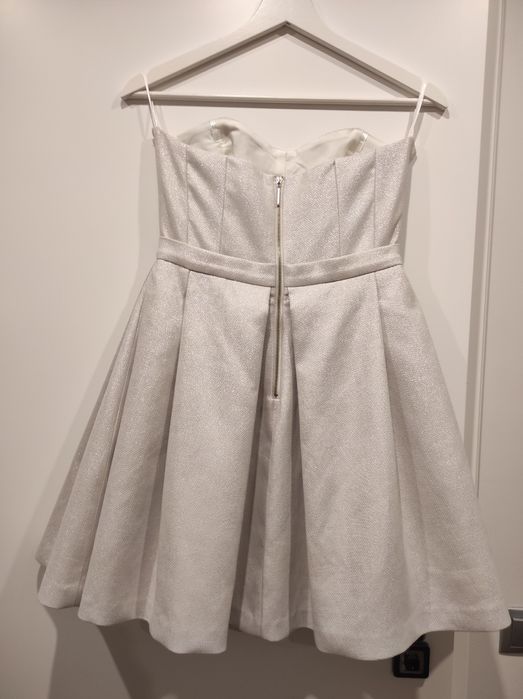 Srebrna suknia wizytowa r. S