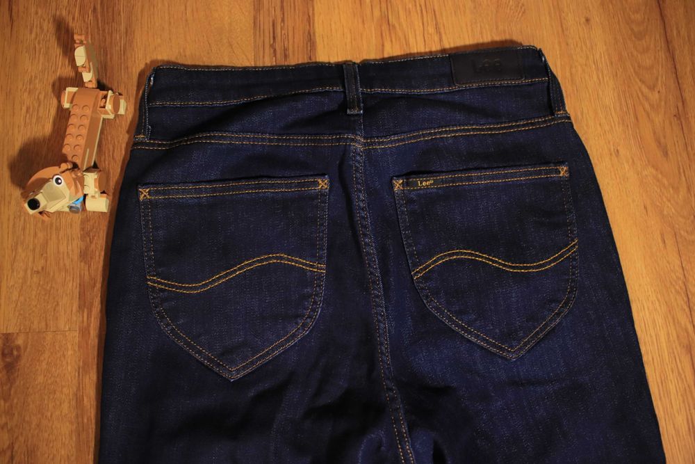 Spodnie Lee r. W27 Skyler jeansowe ciemne niebieskie długie