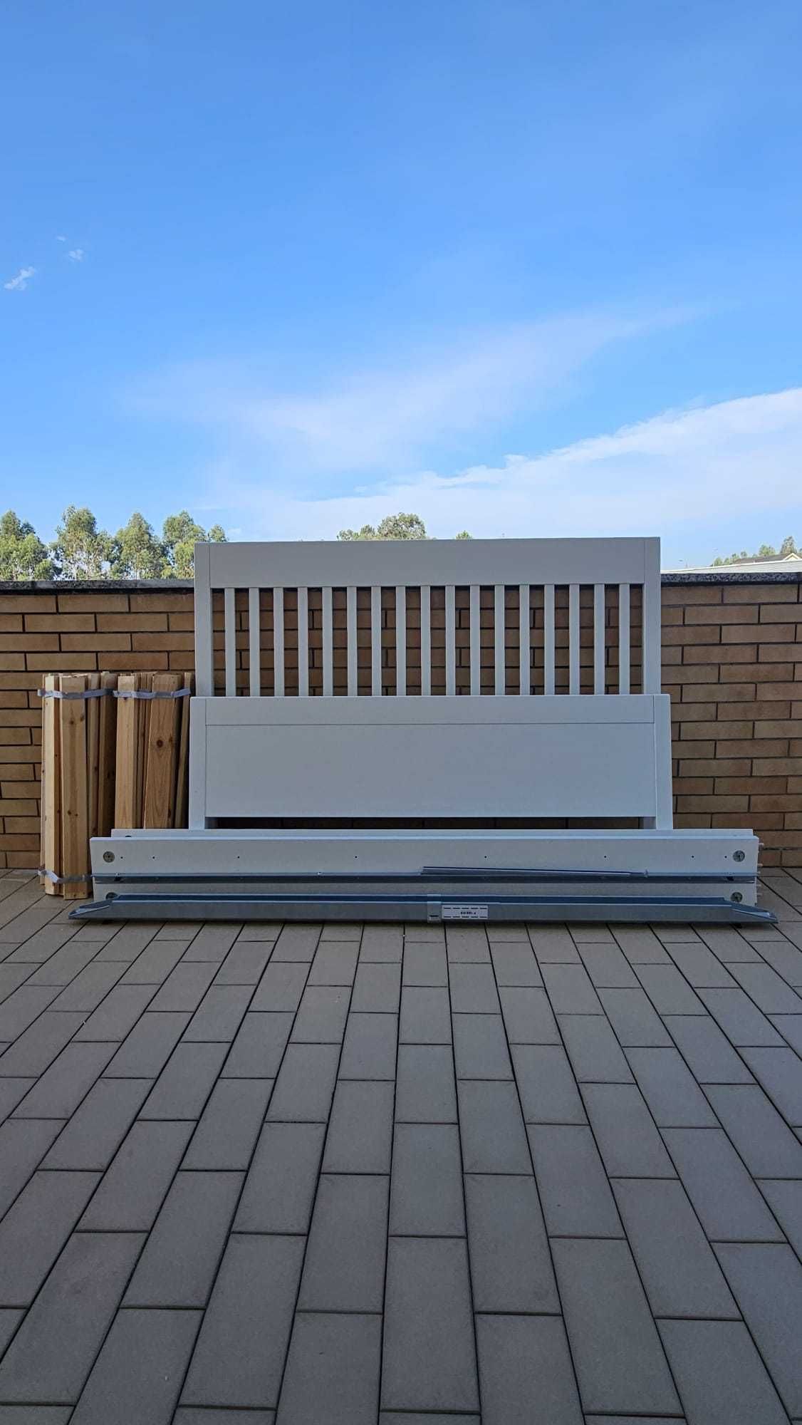 Cama IDANÄS IKEA - 140x200 (branco)