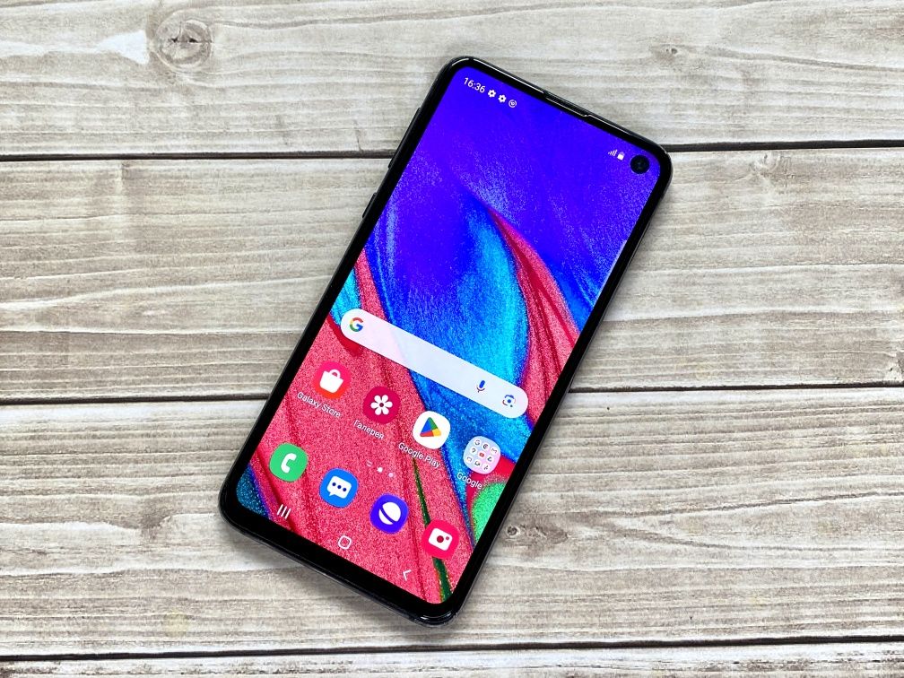 Samsung Galaxy S10e 6/128 Duos