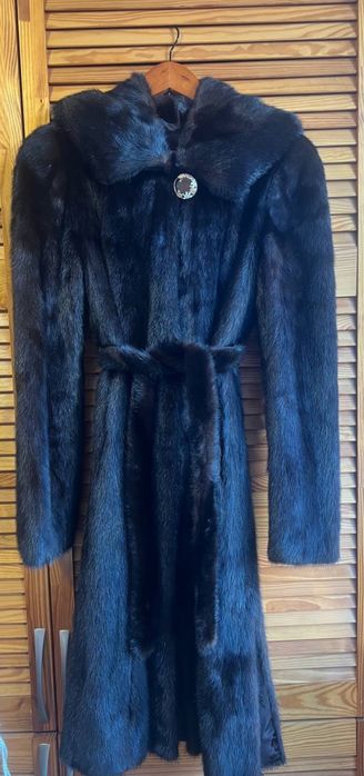 Норкова шуба нова