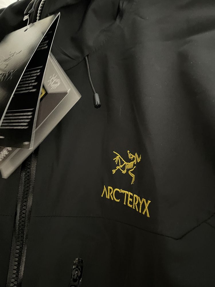 Gore-Tex вітровка чорна Arcteryx | Артерікс куртка чоловіча