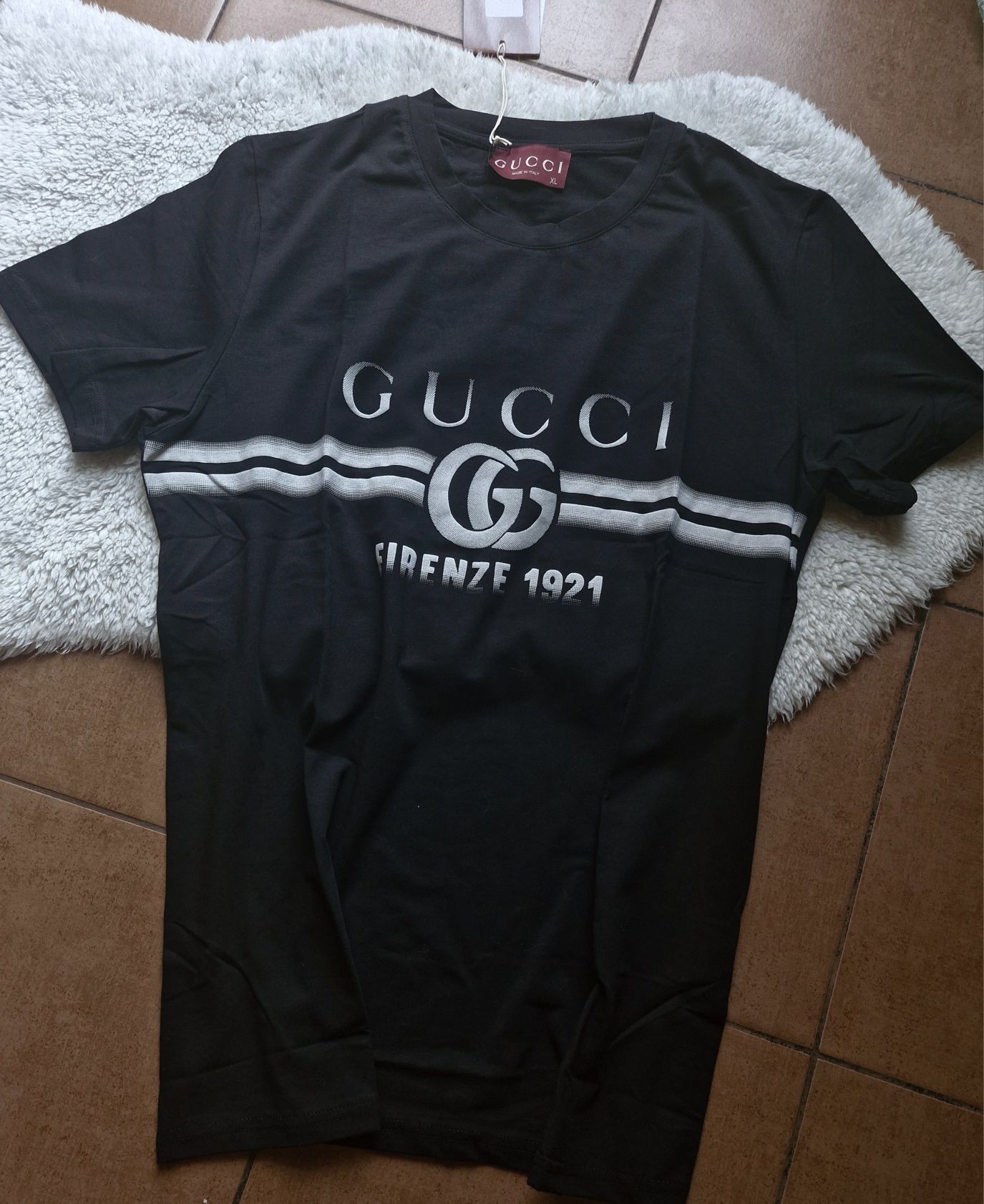 Męska koszulka guc ci L xl nowa metki prezent jakość metki jakość bawe