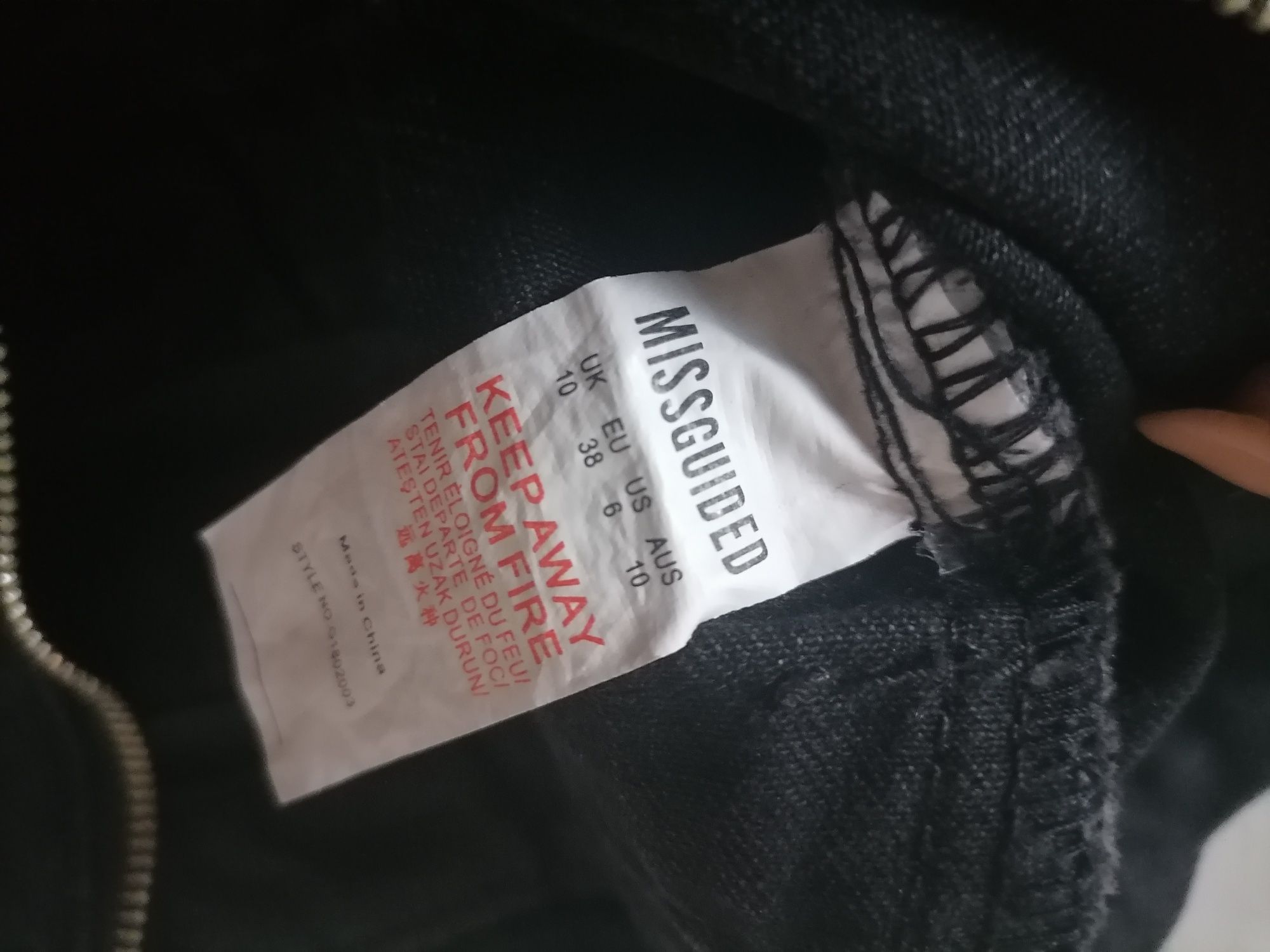 Spódniczka mini missguided jeansowa czarna goth/metal/alternatywa