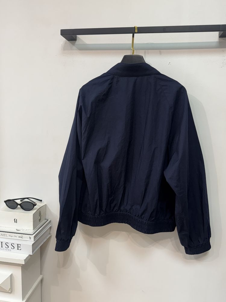 Бомбер-куртка Uniqlo