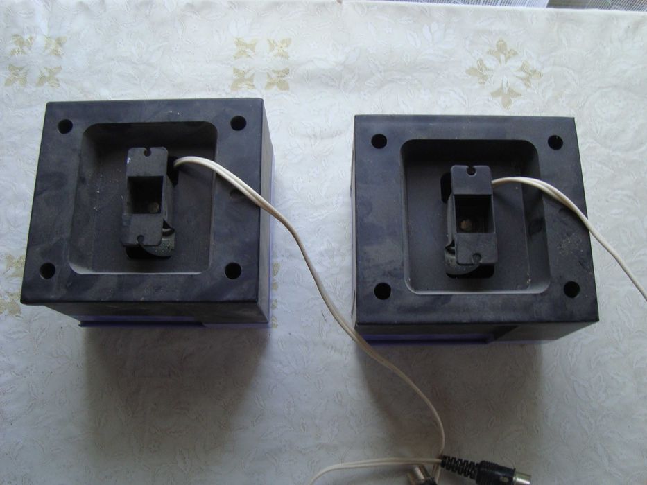 Динамики от старого магнитофона