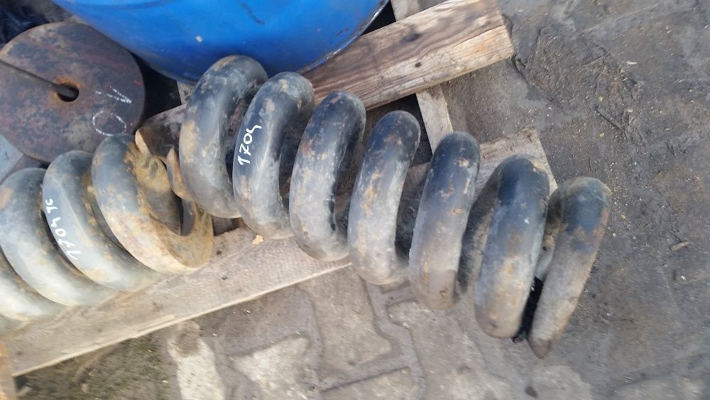 koparka gąsienicowa atlas 1704 sprężyna napinająca napinacz gąsienica