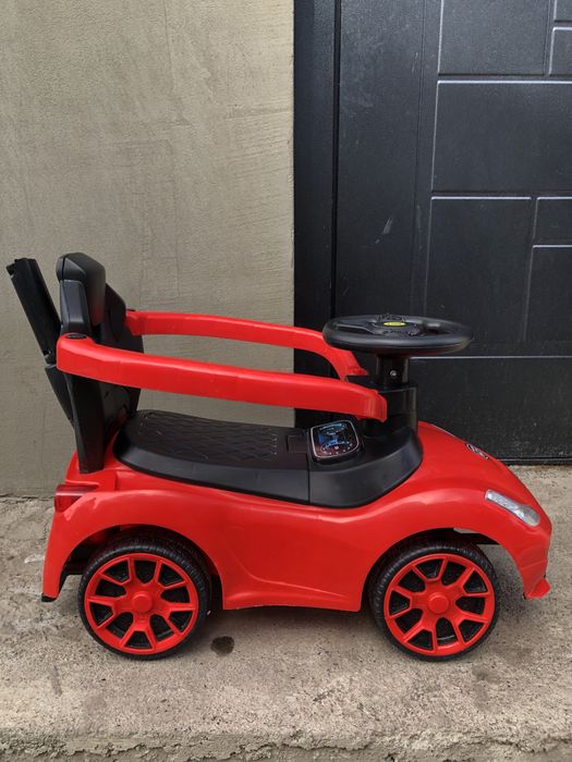 Дитяча машинка / Толокар