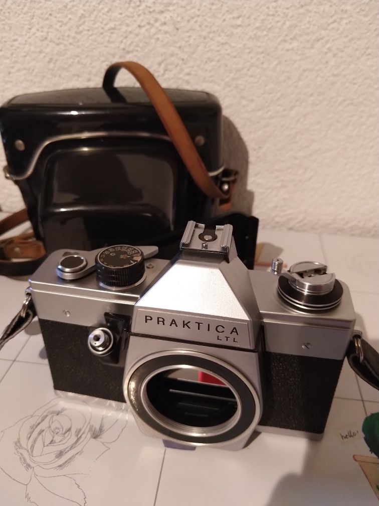 Aparat analogowy praktika na części