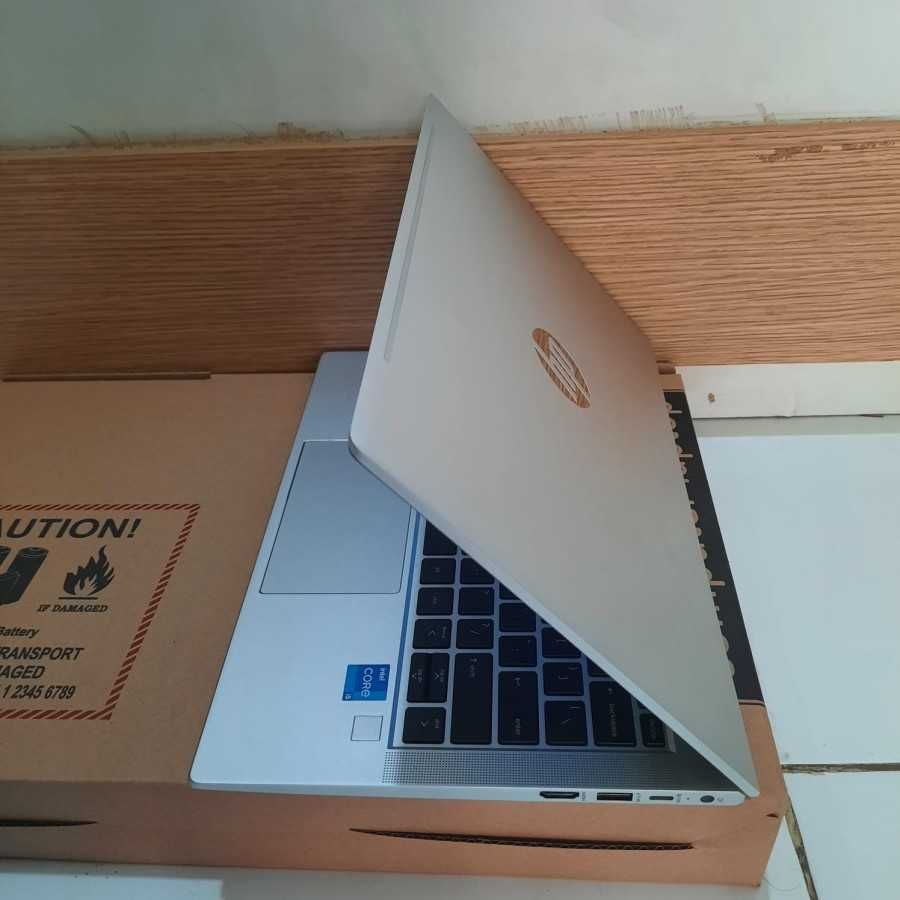 HP ProBook 430 G8 13.3" i5-1135G7 8GB 256GB SSD W10 Pro