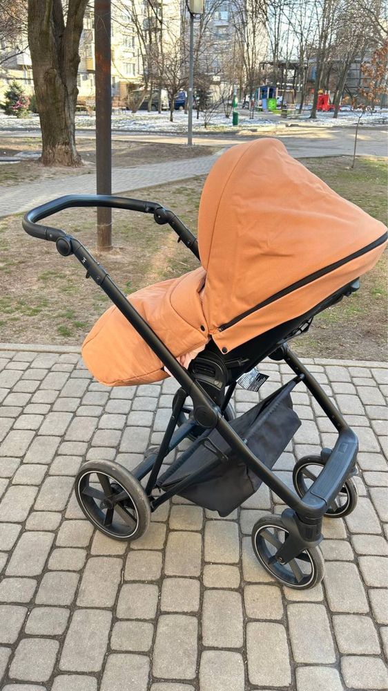 Дитячий візочок Roan IVI 2в1