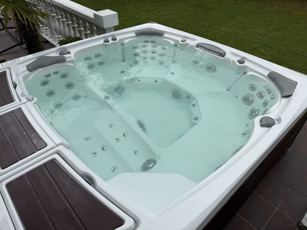 Super oferta Jacuzzi Sundance 980 Claremont nowe 160.000 PLN VIP