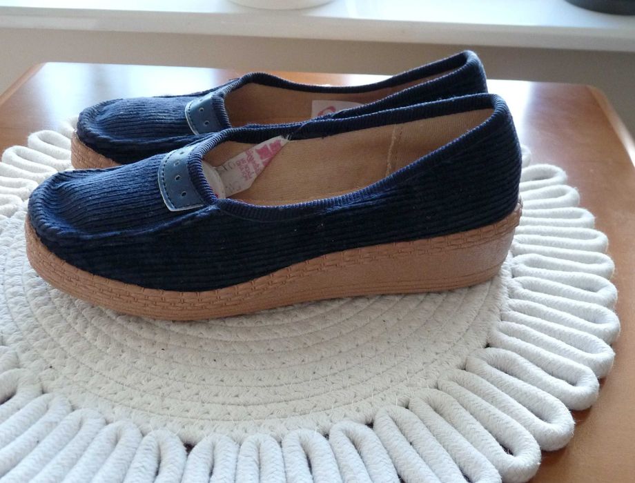 Buty pólbuty damskie sztruksowe granatowe rozmiar 37