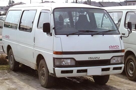 Isuzu midi запчастини