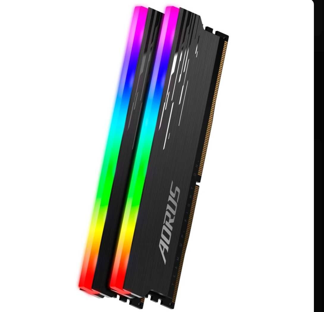 Memória RAM Gigabyte Aorus RGB 16GB (2x8GB) DDR4-3333MHz C18 Preta