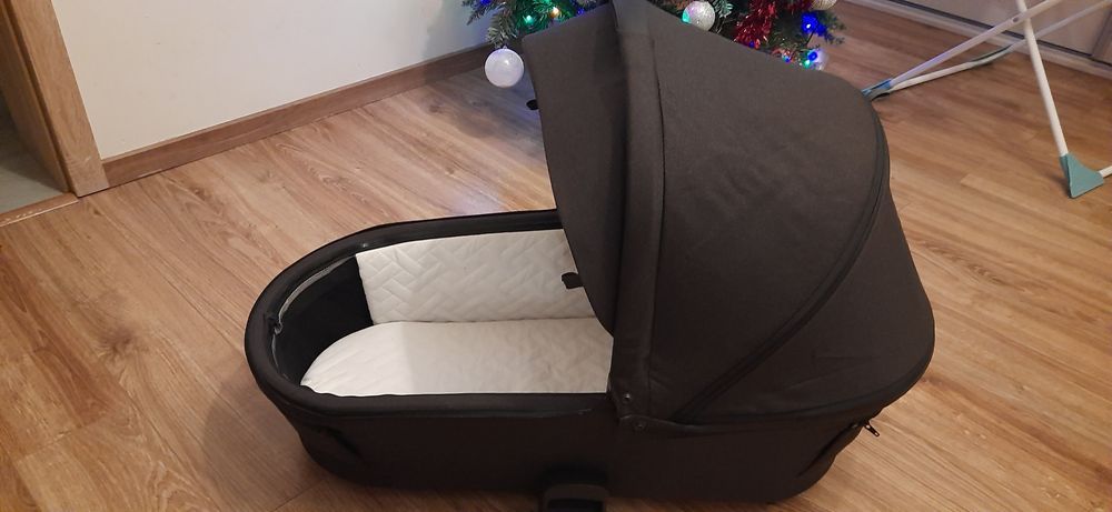 Wózek spacerowy gondola muuvo Quick 3.0