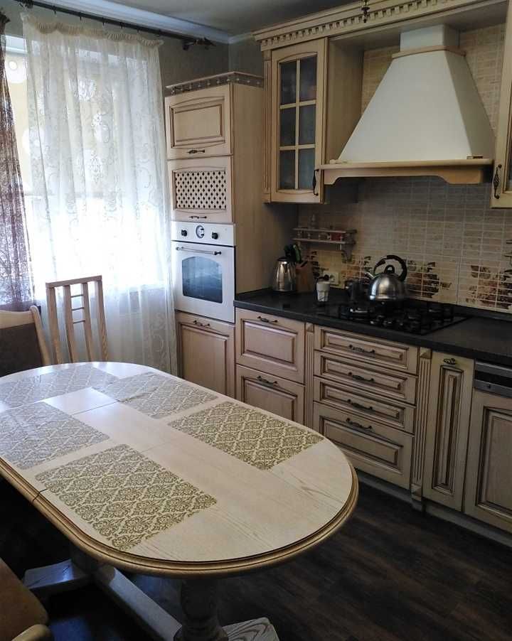Марьянiвка, будинок окремо стоящiй, гараж, сауна