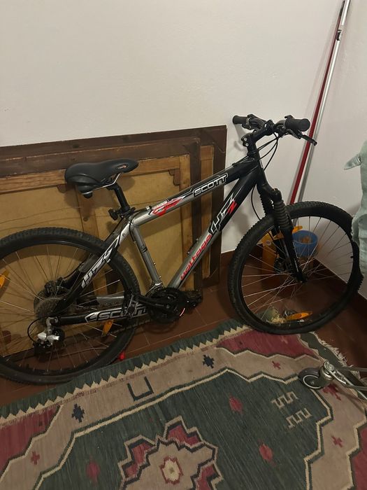 Bicicleta Scott.