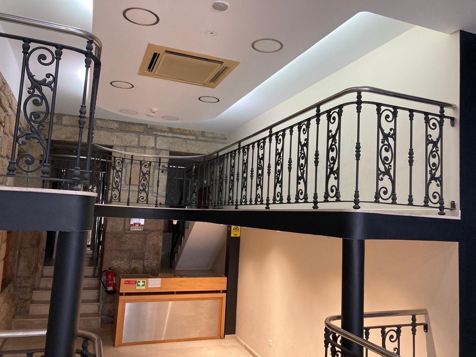 Loja zona histórica vila real 90m2