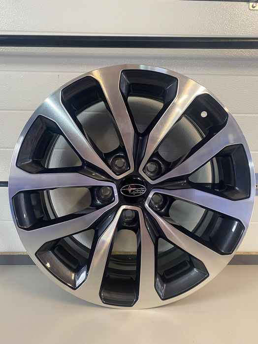 Felgi 17 5x114.3 Subaru Impreza STI Forester Legacy Outback B9 Tribeca