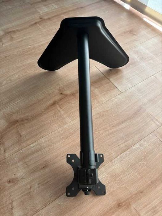 Suporte de mesa articulado para monitor