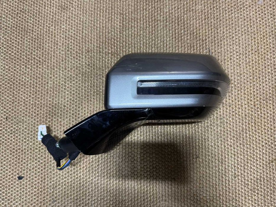 Дзеркало ліве KIA EV9