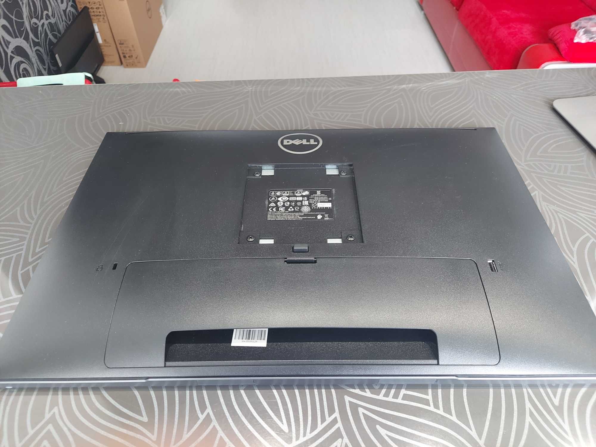 Монітор 24.1" DELL UltraSharp U2415b