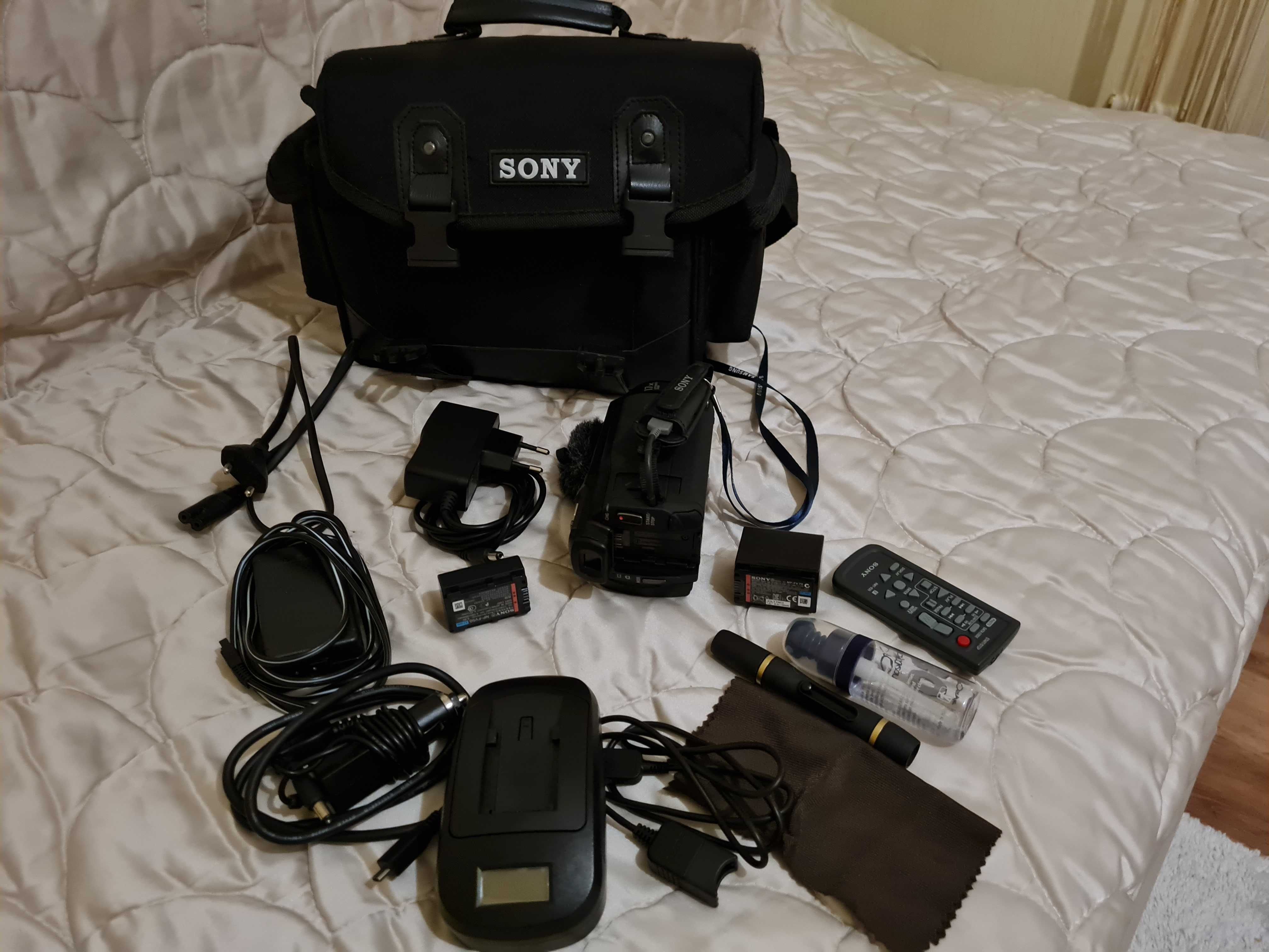 Видеокамера SONY HDR-PJ 780