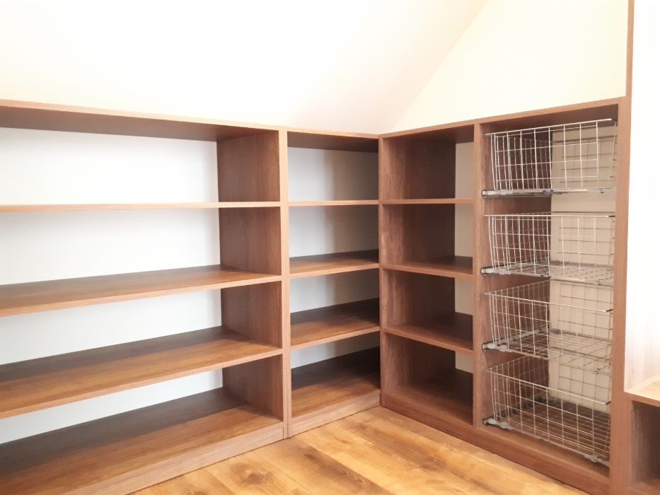 Szafy wnękowe Drzwi przesuwne Zabudowy Garderoby Kuchnie PRODUCENT