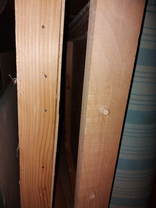 Кровать односпальну, крісло