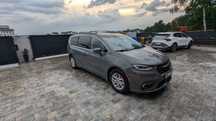 Chrysler pacifica Touring L 3.6 2022r zadbany