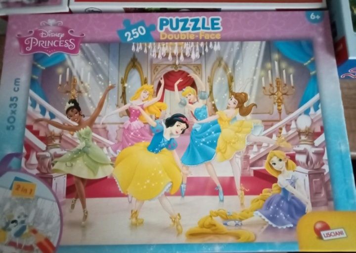 Puzzle z księżniczkami 250