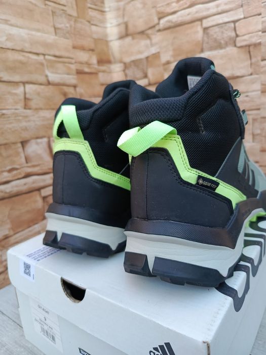 Кросівки adidas terrex GORE-TEX (42р.27см)