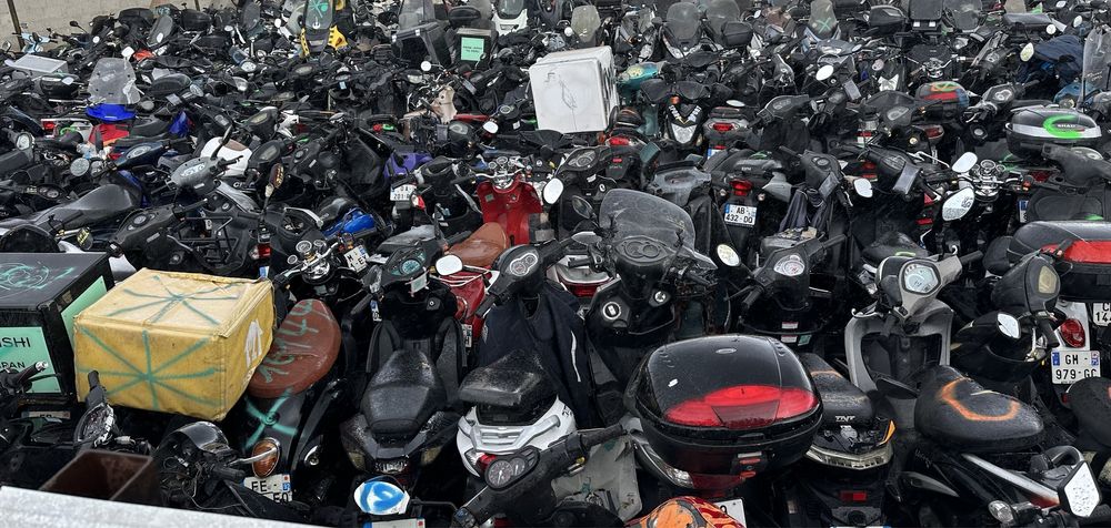 Tylna lampa led Vespa Gts