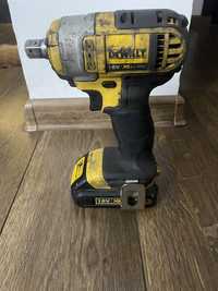 Dewalt klucz udarowy 1/2  plus bateria