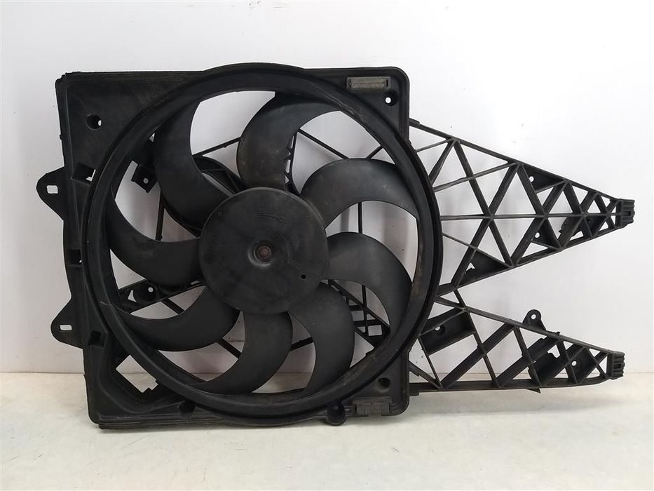 Wentylator chłodnicy wody Fiat Doblo II 2010-2022 1,6 MULTIJET 518561260