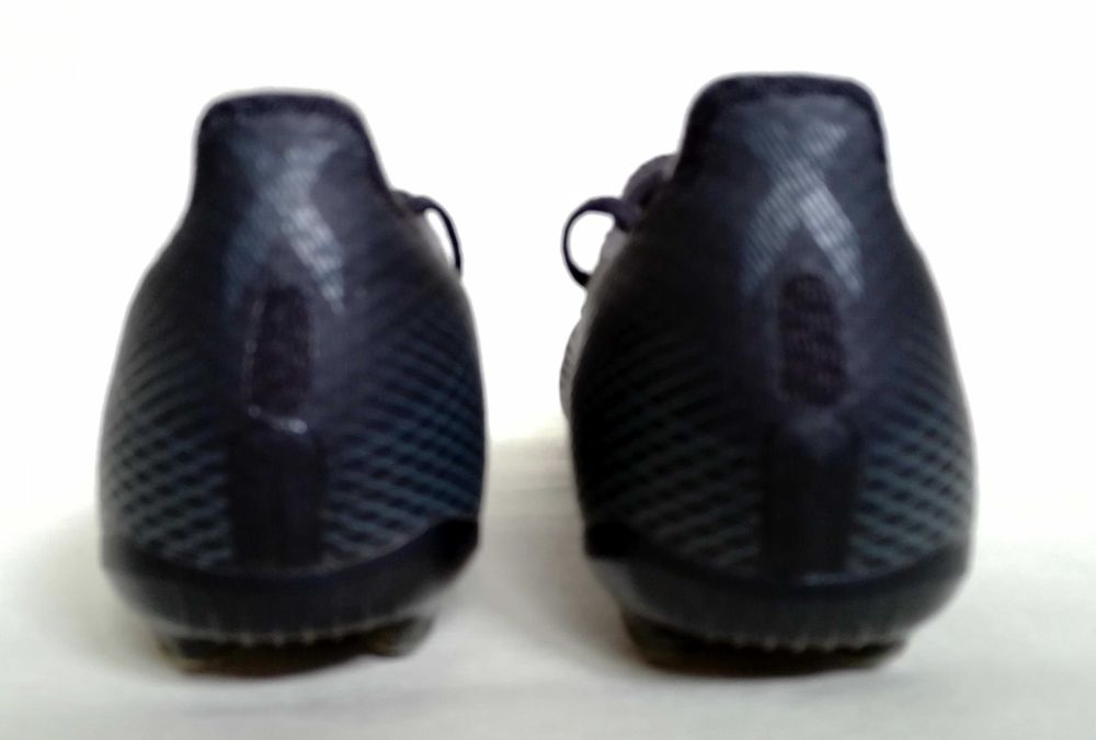 Buty Adidas do piłki nożnej Rozm.: 31,5. Czarne dla chłopca - korki