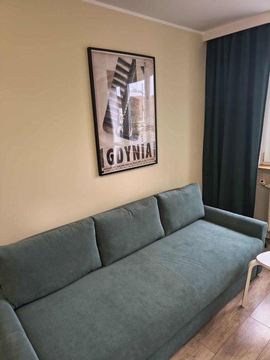 przytulna kawalerka z balkonem, 3 min od stacji Gdynia Leszczynki