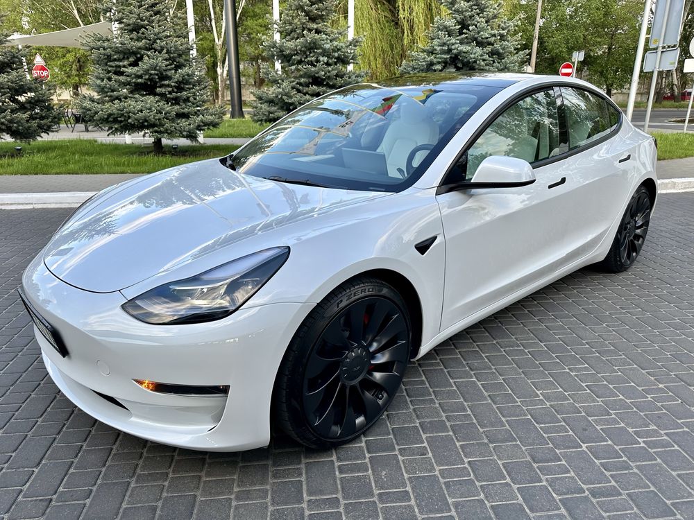 Tesla 3 Performance 2023