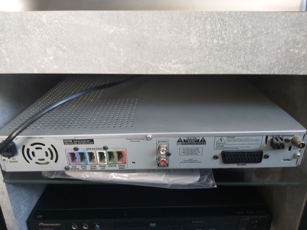 Домашній кінотеатр Philips hts3100
