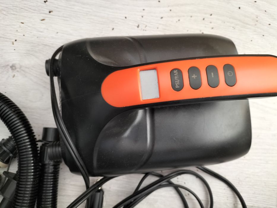 Campingowa extra Mocna  Elektryczna pompka do deski , materaca SUP 2w1